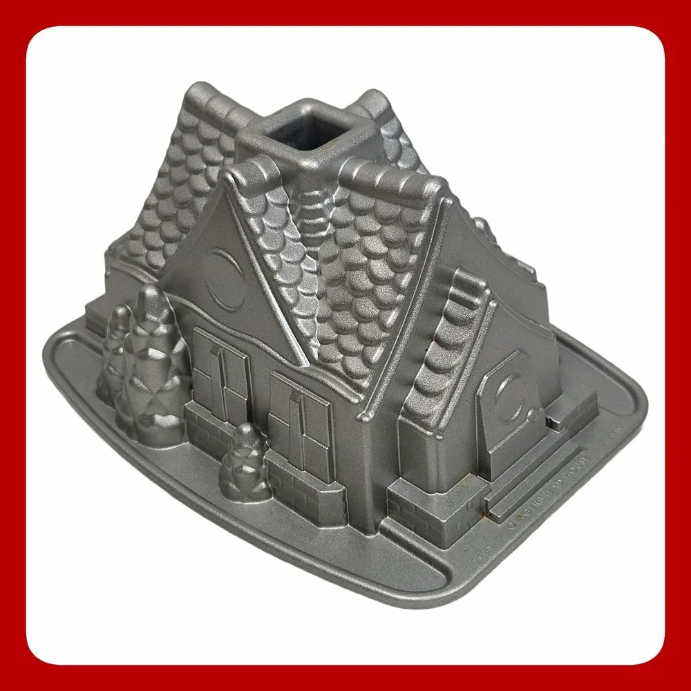 Nordic Ware Silver Gingerbread House Bundt Pan Holiday Baking Mold Excellent EUC